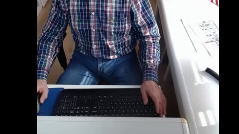 dutchpornking2 online show from 2, 3, 2025