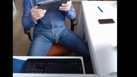 dutchpornking2 online show from 3, 10, 2025