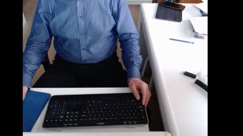 dutchpornking2 online show from 24, 11, 2025