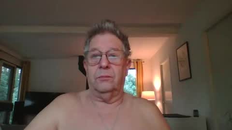 Snapshot of dutchsmooth chatting on 3, 12, 2024 dutchsmooth online show from 3, 12, 2024