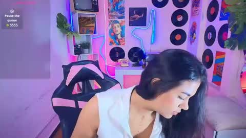 Snapshot of duulce_mia chatting on 6, 7, 2026 duulce_mia online show from 6, 7, 2026