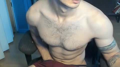 Snapshot of dvss_908 chatting on 18, 9, 2025 turkish hot boy online show from 18, 9, 2025