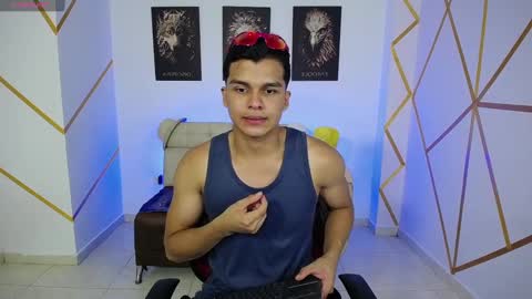 Snapshot of dwayne_brown chatting on 1, 2, 2025 dwayne_brown online show from 1, 2, 2025