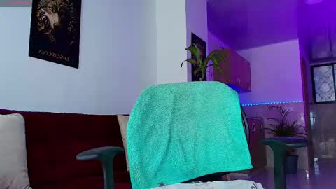 Snapshot of dwayne_brown chatting on 7, 5, 2026 dwayne_brown online show from 7, 5, 2026