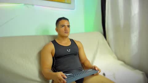 dwayne_esteven10 online show from 5, 3, 2026