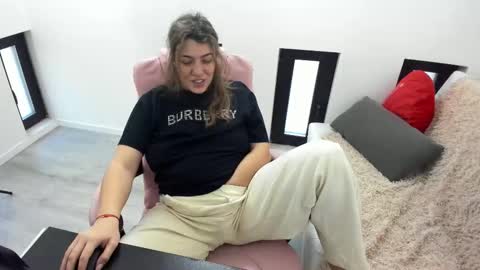 dayana online show from 17, 3, 2026