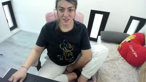 dayana online show from 23, 3, 2026