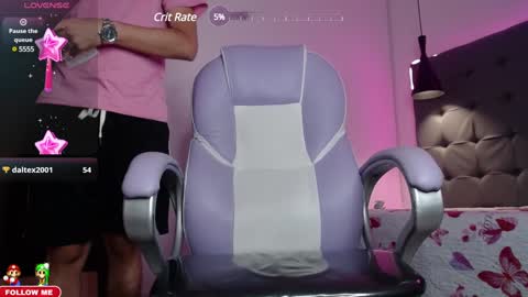 Snapshot of dyla_n18_ chatting on 11, 1, 2025 dyla_n18_ online show from 11, 1, 2025