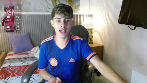 Snapshot of dyla_n18_ chatting on 21, 9, 2025 dyla_n18_ online show from 21, 9, 2025