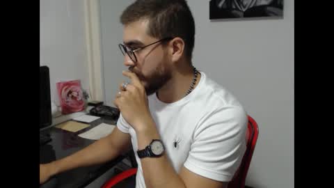 Snapshot of dylanhot10 chatting on 9, 10, 2025 dylanhot10 online show from 9, 10, 2025