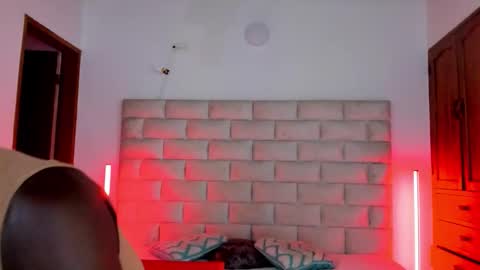 Dylan Taylor online show from 7, 1, 2026