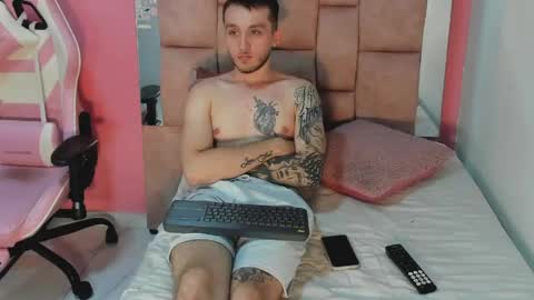 ---DYLAN--- online show from 28, 4, 2026