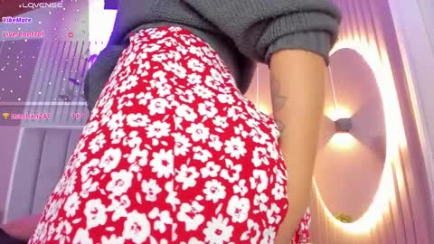 Snapshot of dyvis_22 chatting on 4, 1, 2025 Juana online show from 4, 1, 2025