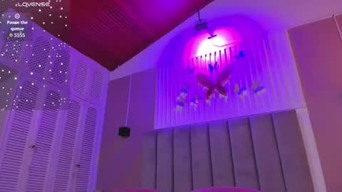 Snapshot of dyvis_22 chatting on 3, 10, 2025 Juana online show from 3, 10, 2025