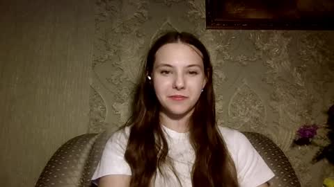 Yuni online show from 6, 4, 2026