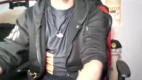 TWITTER   INSTAGRAM    easybreezy20   ONLINE 1230 AM TO 7AM online show from 1, 11, 2025