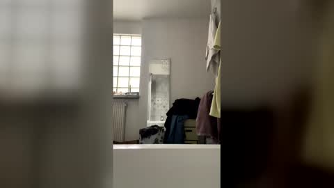 Snapshot of easyfrenchguy chatting on 23, 2, 2026 French Guy online show from 23, 2, 2026