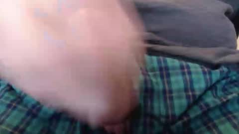 Snapshot of eat_a_peach2 chatting on 7, 6, 2026 eat_a_peach2 online show from 7, 6, 2026