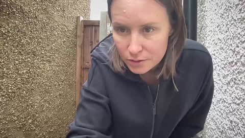 Nadia Ferreira  online show from 8, 10, 2025