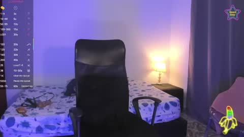 Snapshot of ebony__queen2 chatting on 22, 7, 2026 ebony__queen2 online show from 22, 7, 2026