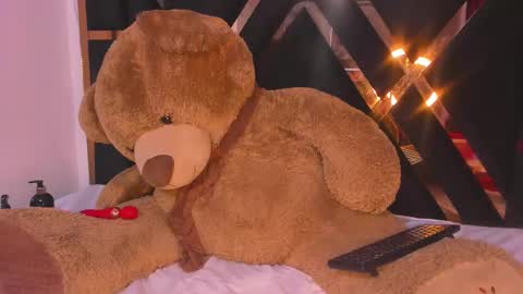 Luci  online show from 26, 2, 2025