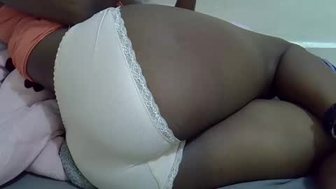 Snapshot of ebony_cuttey30 chatting on 6, 6, 2026 ebony_cuttey30 online show from 6, 6, 2026