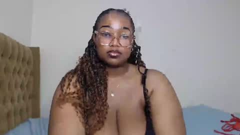 Snapshot of ebony_doll5 chatting on 23, 7, 2026 ebony_doll5 online show from 23, 7, 2026