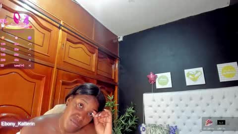 ebony_katterin online show from 3, 3, 2026