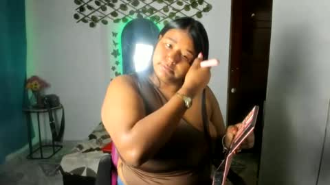 Snapshot of ebony_luna1 chatting on 27, 6, 2026 ebony_luna1 online show from 27, 6, 2026