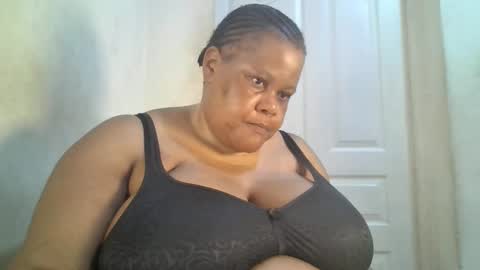 ebony_magixs online show from 24, 9, 2025