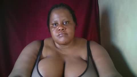 Snapshot of ebony_magixs chatting on 19, 1, 2026 ebony_magixs online show from 19, 1, 2026