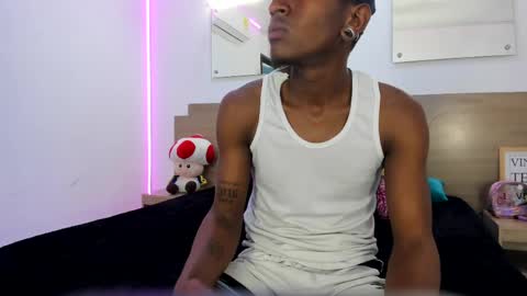 ebony_n_blonde online show from 25, 3, 2026