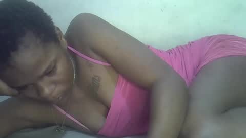 ebony_pearl59 online show from 13, 4, 2026