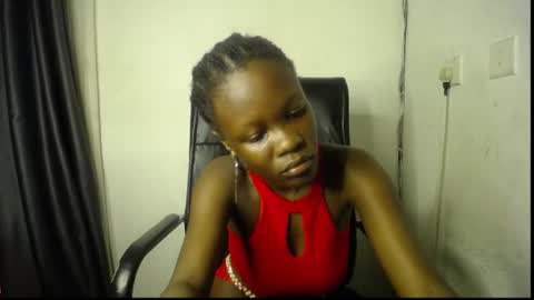 Snapshot of ebony_petitegirl chatting on 24, 6, 2026 Lilly online show from 24, 6, 2026