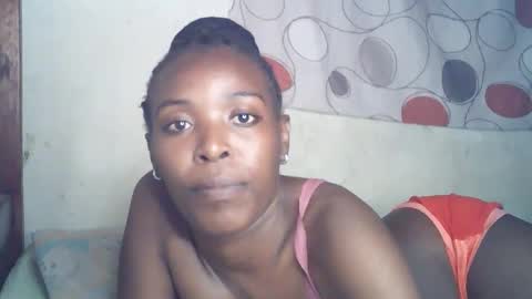Snapshot of ebony_phoenix12 chatting on 8, 10, 2025 ebony_phoenix12 online show from 8, 10, 2025