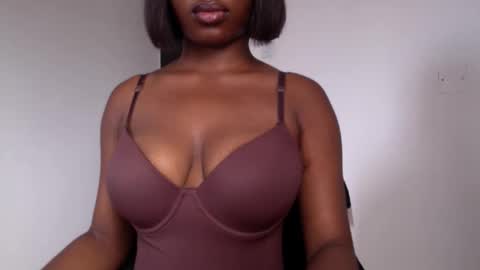 delilah online show from 19, 3, 2026