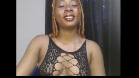 Snapshot of ebony_queenx chatting on 12, 7, 2026 Queen online show from 12, 7, 2026