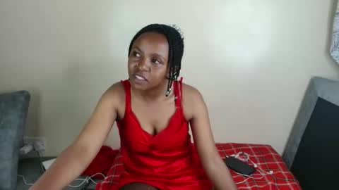 ebony_sluttt online show from 27, 10, 2025