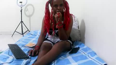ebony_sluttt online show from 18, 2, 2026