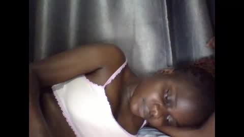 Snapshot of ebony_tasha chatting on 1, 3, 2025 tasha online show from 1, 3, 2025