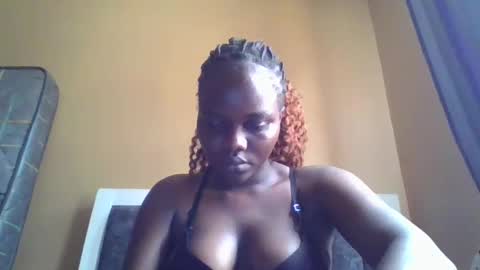 Snapshot of ebony_tasha chatting on 9, 3, 2025 tasha online show from 9, 3, 2025