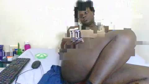Snapshot of ebonyblack28 chatting on 6, 2, 2026 MELVINE online show from 6, 2, 2026