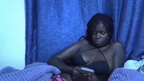 ebonybloom01 online show from 26, 9, 2025