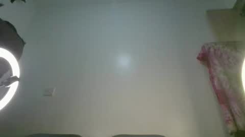 Loreina online show from 2, 2, 2026