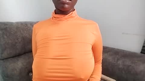 Ebony Melanie online show from 2, 3, 2025