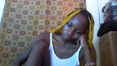 Snapshot of ebonycutegal4 chatting on 28, 1, 2025 MELLEN online show from 28, 1, 2025