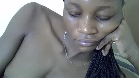 Snapshot of ebonycutegal4 chatting on 18, 9, 2025 MELLEN online show from 18, 9, 2025