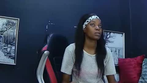 Snapshot of ebonydivaxx chatting on 9, 9, 2025 kimberley online show from 9, 9, 2025
