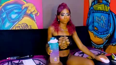Snapshot of ebonydollx69 chatting on 8, 12, 2024 Pearl online show from 8, 12, 2024