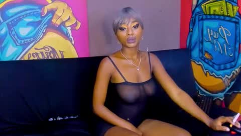 Snapshot of ebonydollx69 chatting on 17, 1, 2025 Pearl online show from 17, 1, 2025
